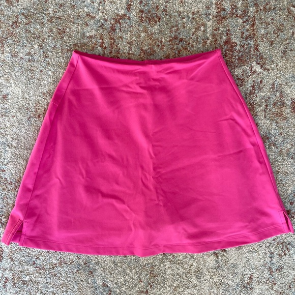 girlfriend collective Dresses & Skirts - Girlfriend Collective Pink Cabaret BioCompressive Sport Skort Women’s Size Small